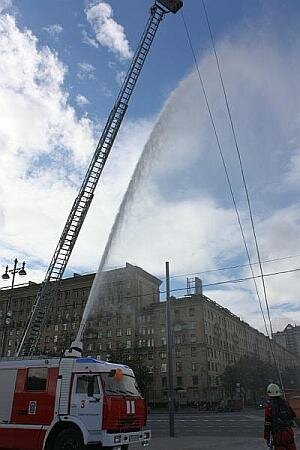 В Петербурге пожарные устроили праздник