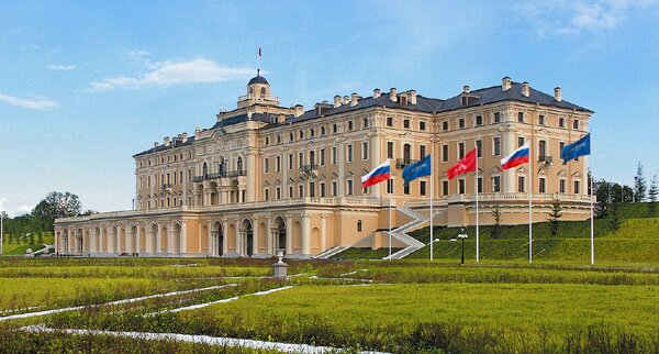 Мадонна сыграет свадьбу в Константиновском дворце