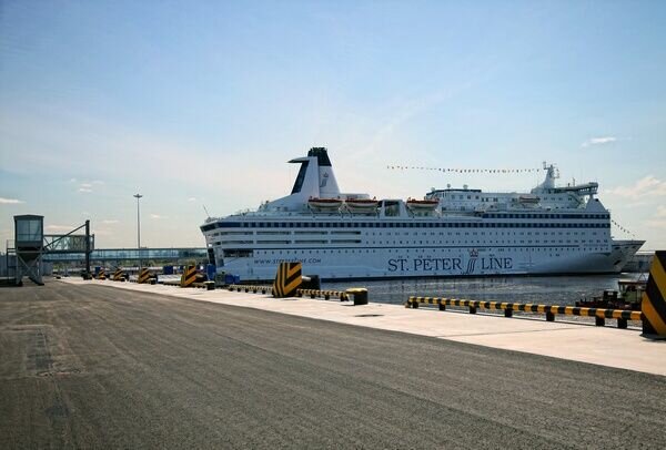 На день рождения подарили порт